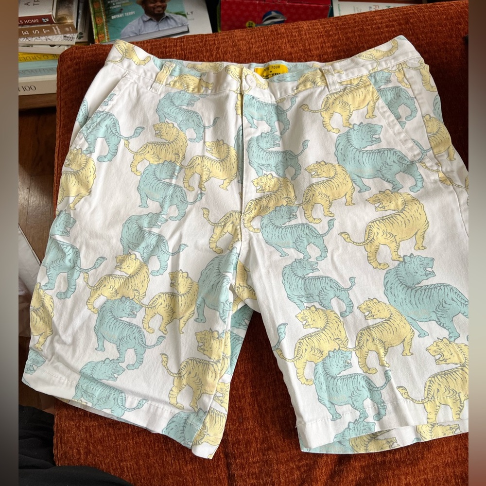 Five four tiger print shorts size 34